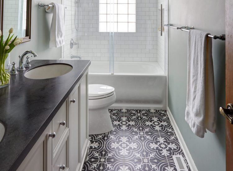 moroccan-tiled-bathroom