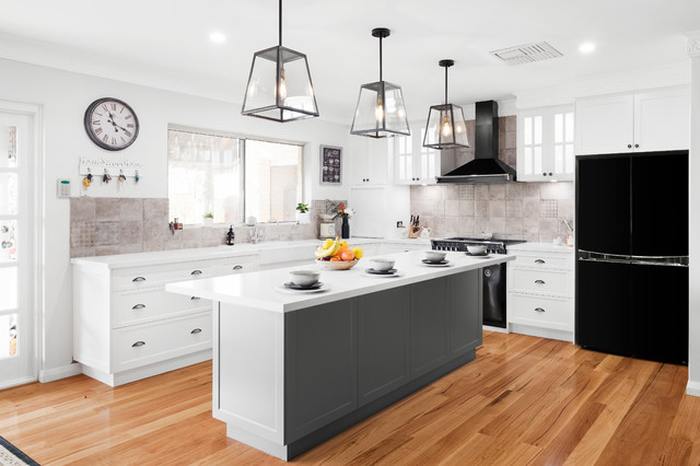 shaker-style-kitchen-azztek-kitchens-img_b2c128770b615b5c_4-7328-1-e5e312c